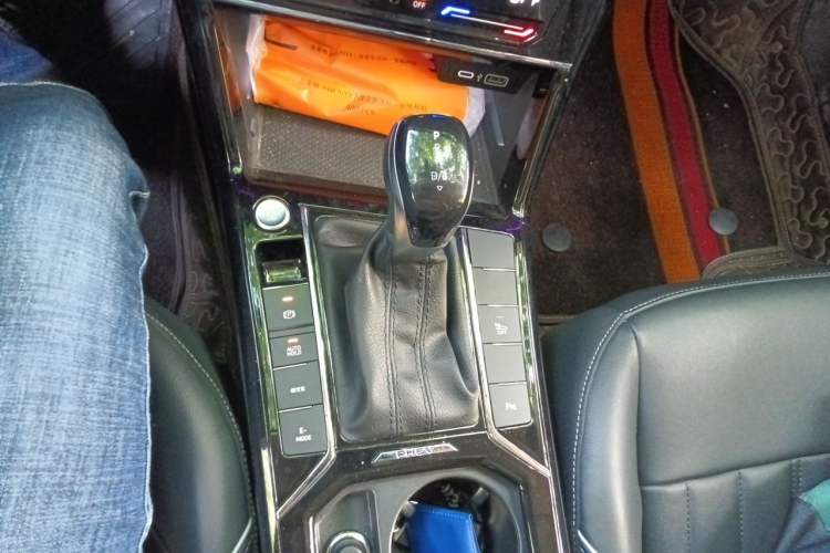 Used Volkswagen Passat New Energy 2022 Revised Version 430 PHEV Hybrid Elite Edition Gear Lever