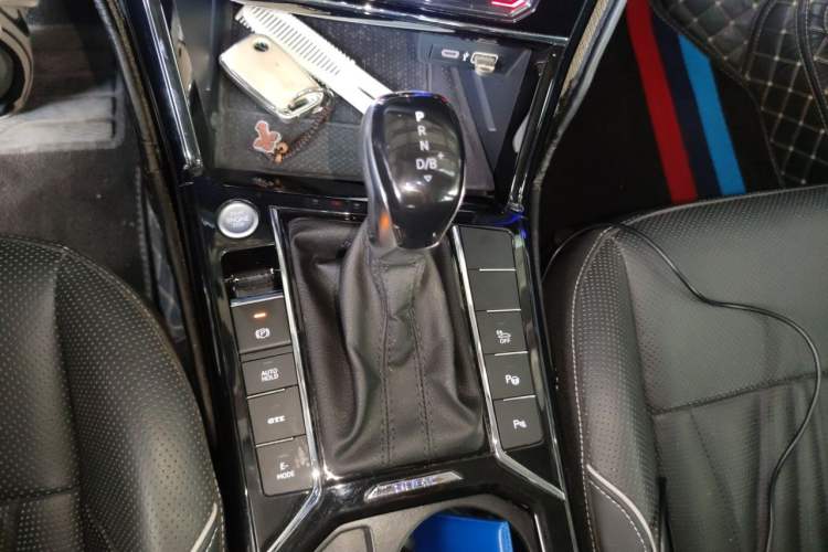Used Volkswagen Passat New Energy 2022 430 PHEV Hybrid Luxury Edition Gear Lever