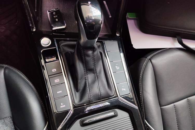 Used Volkswagen Passat New Energy 2022 430 PHEV Hybrid Elite Edition Gear Lever