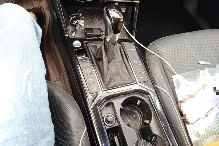Used Volkswagen Passat New Energy 2022 430 PHEV Hybrid Luxury Edition Gear Lever
