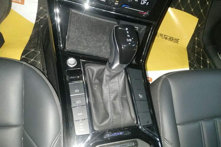 Used Volkswagen Passat New Energy 2022 430 PHEV Hybrid Business Edition Gear Lever