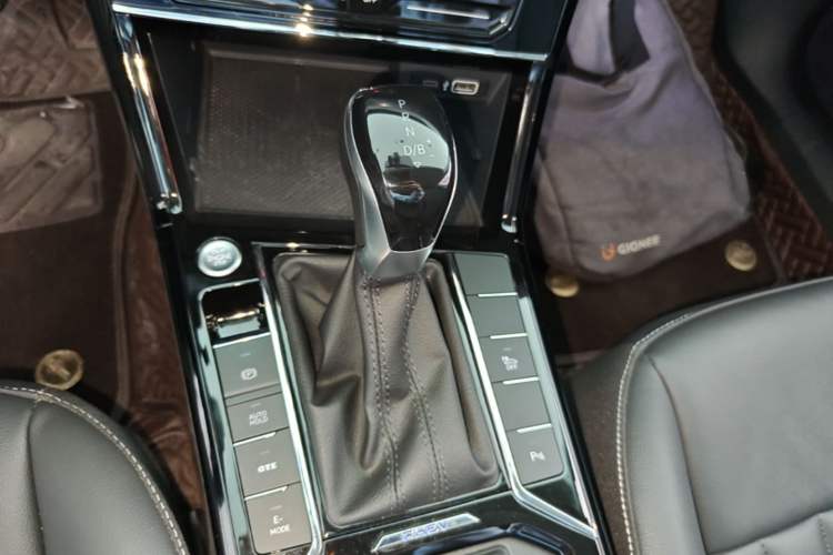 Used Volkswagen Passat New Energy 2022 430 PHEV Hybrid Elite Edition Gear Lever