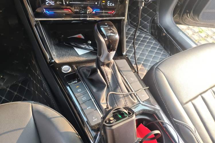 Used Volkswagen Passat New Energy 2022 Revised Version 430 PHEV Hybrid Elite Edition Gear Lever