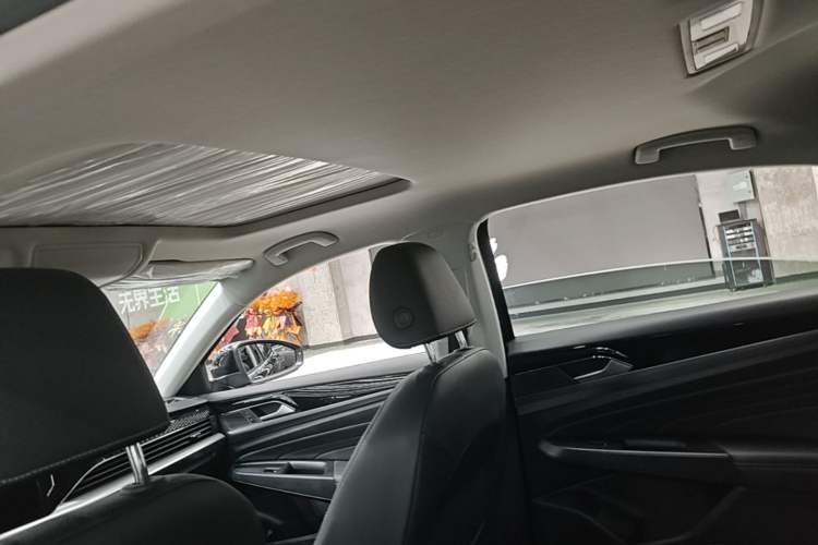 Used Volkswagen Passat New Energy 2022 430 PHEV Hybrid Business Edition Headliner