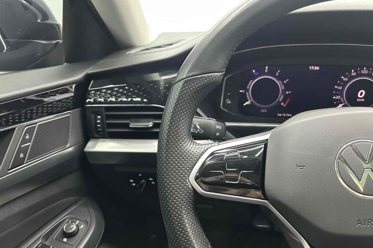 Used Volkswagen Passat New Energy 2022 430 PHEV Hybrid Elite Edition Interior 1