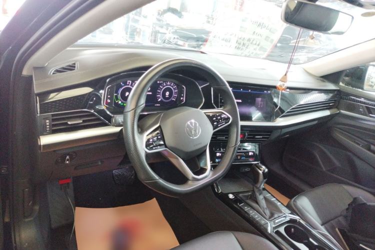 Used Volkswagen Passat New Energy 2022 430 PHEV Hybrid Elite Edition Interior 2