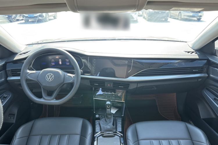 Used Volkswagen Passat New Energy 2022 430 PHEV Hybrid Business Edition Interior 2