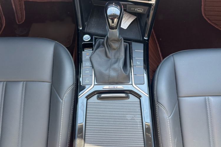 Used Volkswagen Passat New Energy 2022 430 PHEV Hybrid Business Edition Interior 4