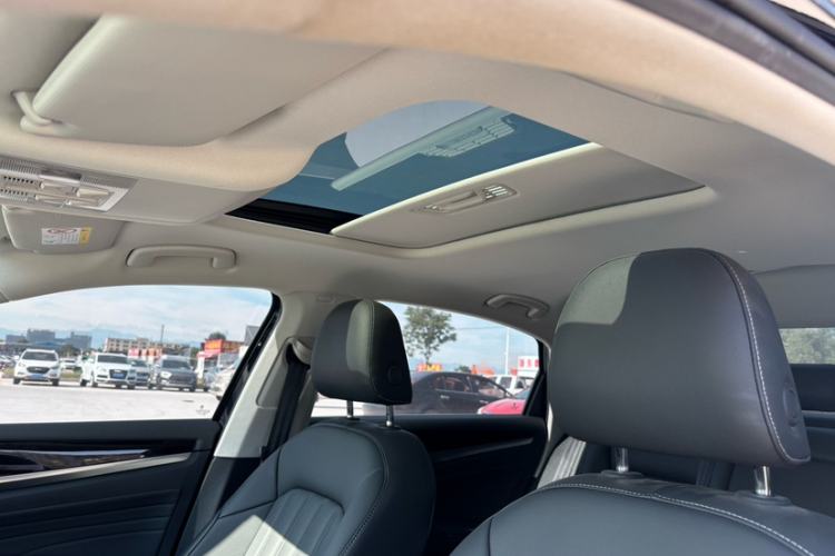 Used Volkswagen Passat New Energy 2022 430 PHEV Hybrid Business Edition Interior 9