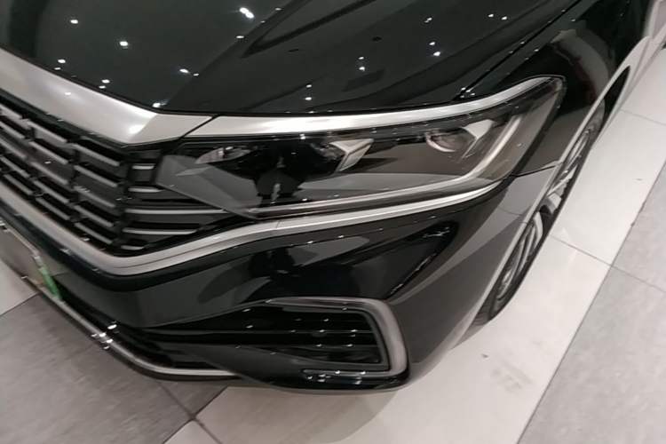 Used Volkswagen Passat New Energy 2022 Revised Version 430 PHEV Hybrid Elite Edition Left Front Headlight