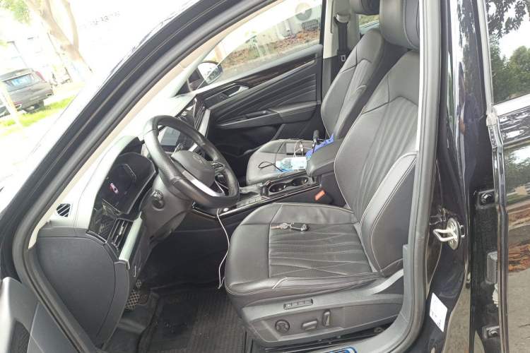 Used Volkswagen Passat New Energy 2022 430 PHEV Hybrid Luxury Edition Left Front Seat