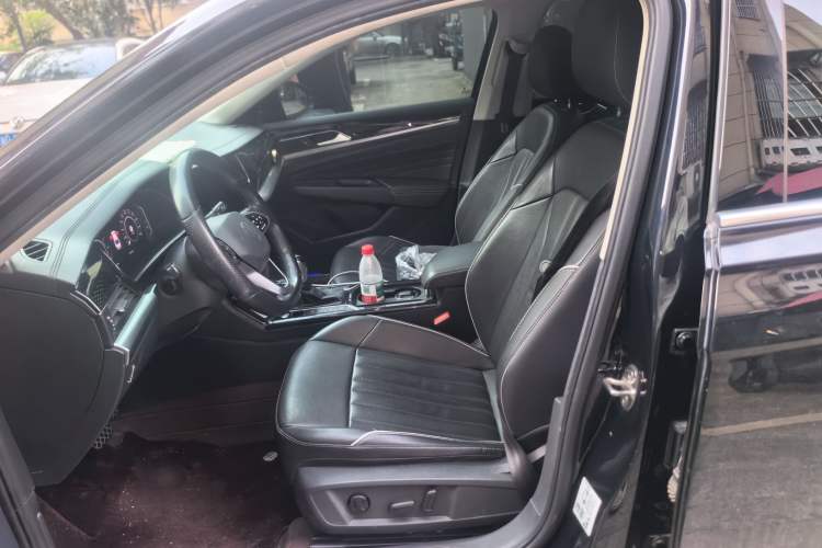 Used Volkswagen Passat New Energy 2022 430 PHEV Hybrid Business Edition Left Front Seat