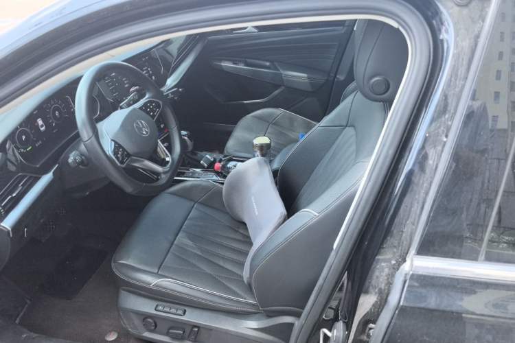 Used Volkswagen Passat New Energy 2022 430 PHEV Hybrid Luxury Edition Left Front Seat