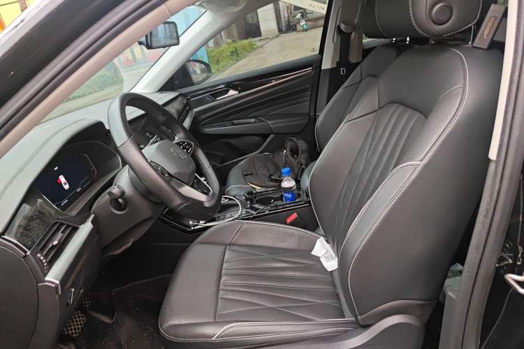 Used Volkswagen Passat New Energy 2022 430 PHEV Hybrid Luxury Edition Left Front Seat