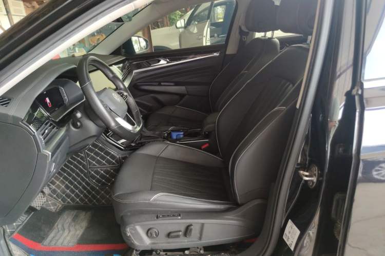 Used Volkswagen Passat New Energy 2022 430 PHEV Hybrid Luxury Edition Left Front Seat