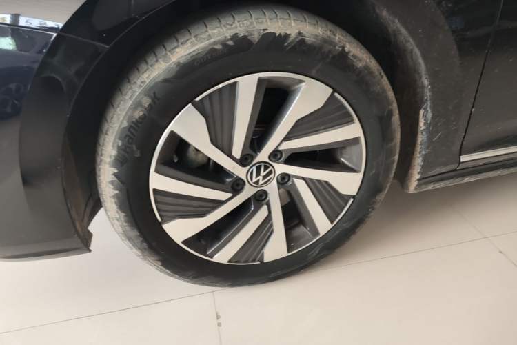 Used Volkswagen Passat New Energy 2022 430 PHEV Hybrid Elite Edition Left Front Wheel Hub