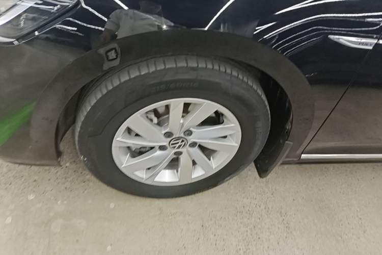 Used Volkswagen Passat New Energy 2022 430 PHEV Hybrid Business Edition Left Front Wheel Hub