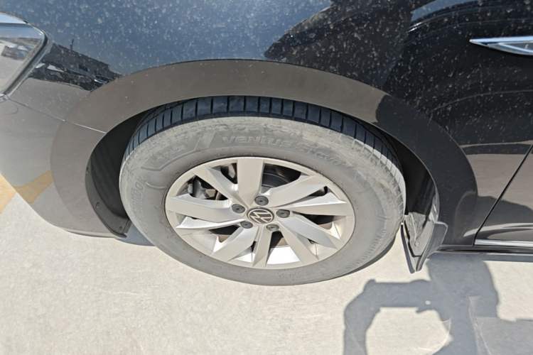 Used Volkswagen Passat New Energy 2022 430 PHEV Hybrid Business Edition Left Front Wheel Hub