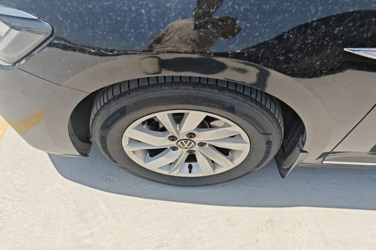 Used Volkswagen Passat New Energy 2022 430 PHEV Hybrid Business Edition Left Front Wheel Hub
