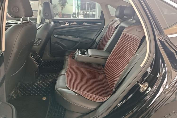 Used Volkswagen Passat New Energy 2022 430 PHEV Hybrid Elite Edition Left Rear Seat