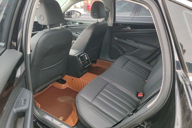 Used Volkswagen Passat New Energy 2022 430 PHEV Hybrid Business Edition Left Rear Seat