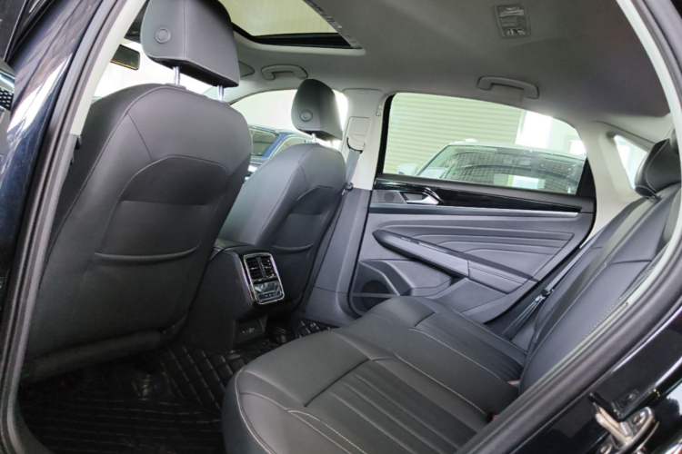 Used Volkswagen Passat New Energy 2022 430 PHEV Hybrid Business Edition Left Rear Seat