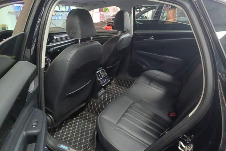 Used Volkswagen Passat New Energy 2022 430 PHEV Hybrid Business Edition Left Rear Seat