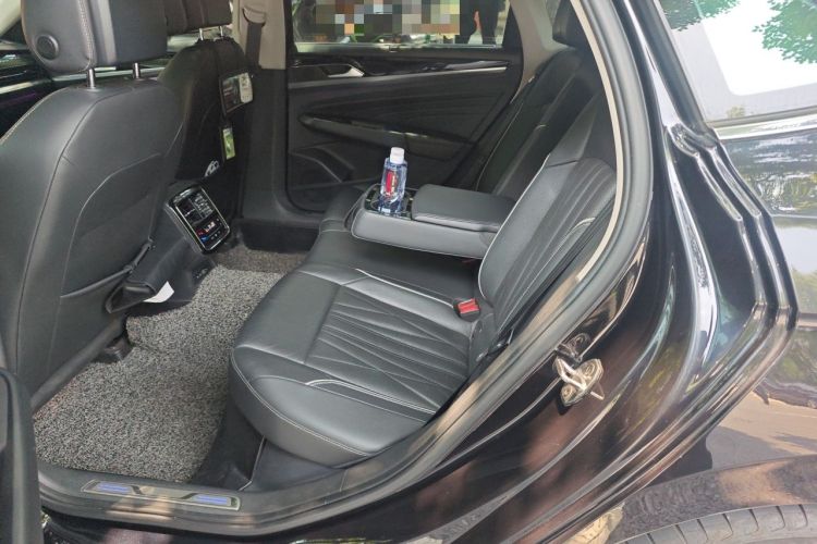 Used Volkswagen Passat New Energy 2022 430 PHEV Hybrid Luxury Edition Left Rear Seat