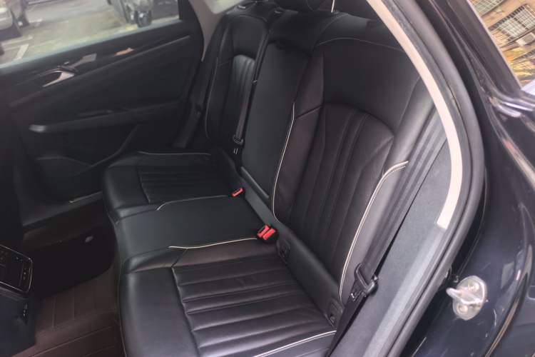 Used Volkswagen Passat New Energy 2022 430 PHEV Hybrid Business Edition Left Rear Seat