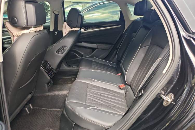 Used Volkswagen Passat New Energy 2022 430 PHEV Hybrid Luxury Edition Left Rear Seat