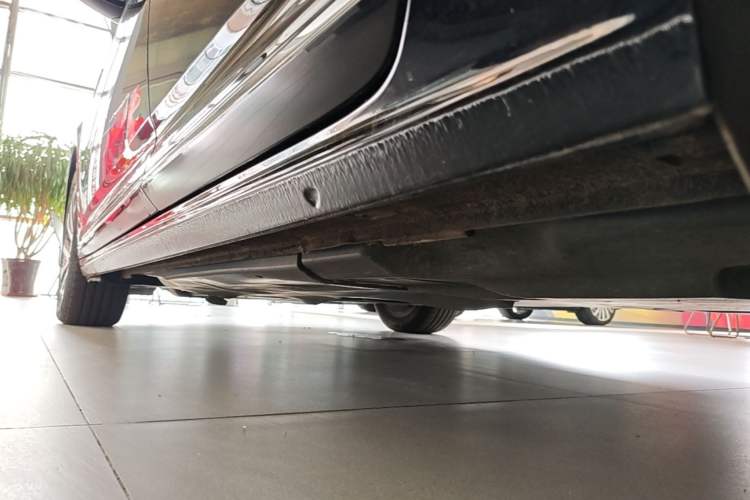 Used Volkswagen Passat New Energy 2022 430 PHEV Hybrid Elite Edition Left Side Sill