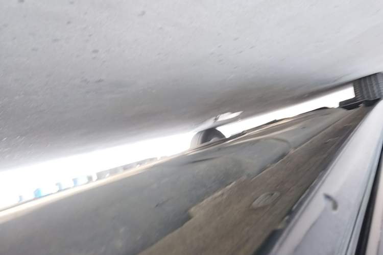 Used Volkswagen Passat New Energy 2022 430 PHEV Hybrid Business Edition Left Side Sill