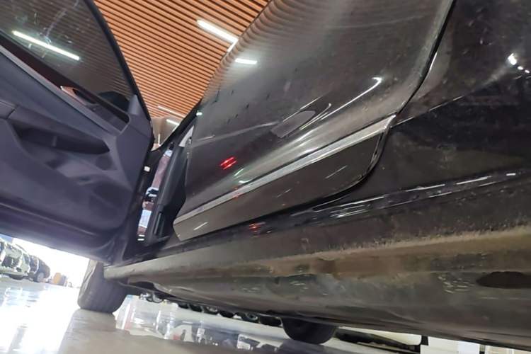 Used Volkswagen Passat New Energy 2022 430 PHEV Hybrid Elite Edition Left Side Sill