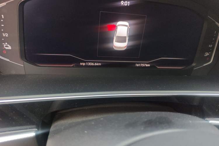 Used Volkswagen Passat New Energy 2022 430 PHEV Hybrid Luxury Edition Odometer Close Up