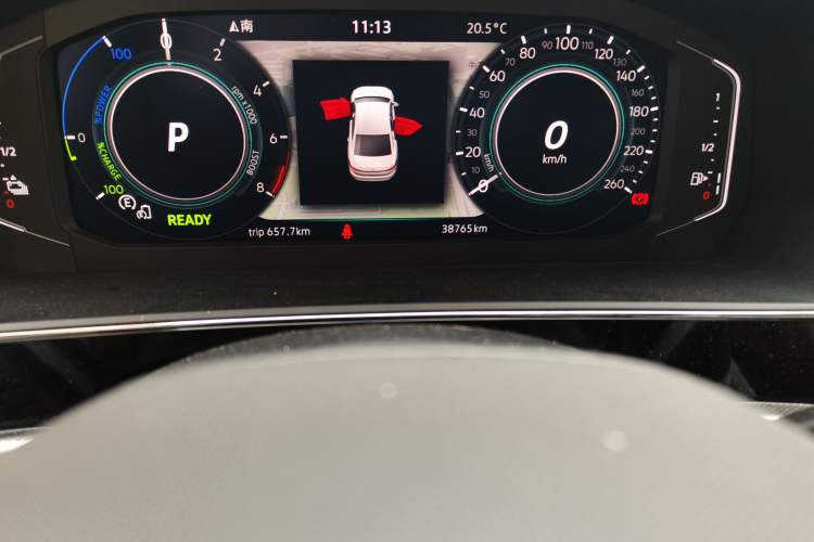 Used Volkswagen Passat New Energy 2022 430 PHEV Hybrid Luxury Edition Odometer Close Up