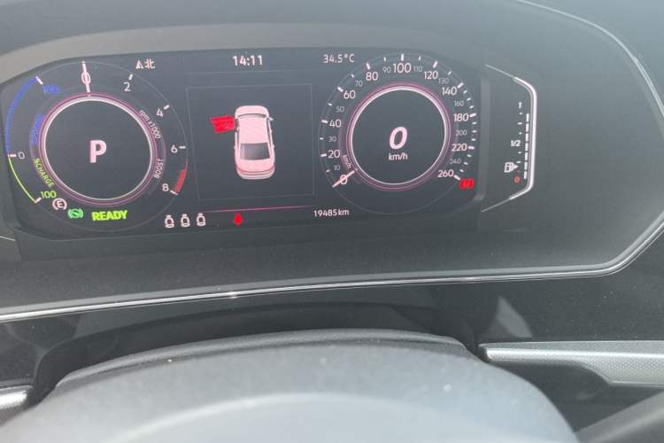 Used Volkswagen Passat New Energy 2022 430 PHEV Hybrid Luxury Edition Odometer Close Up