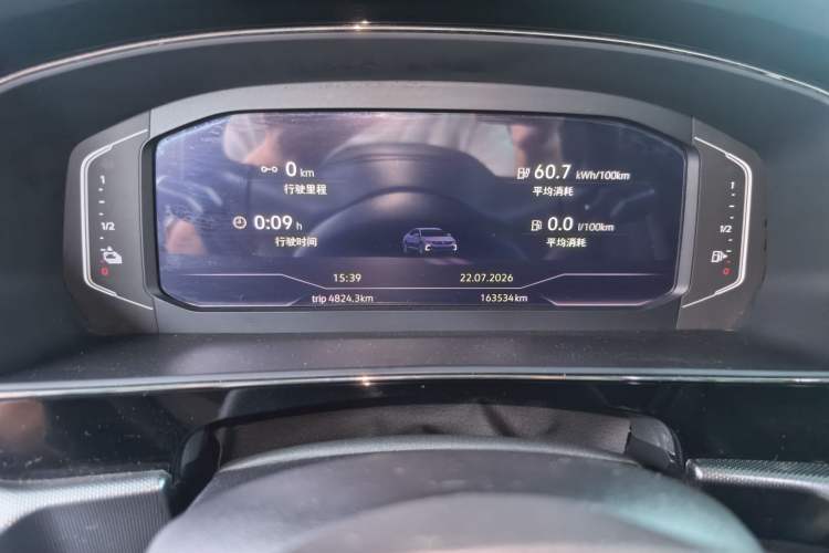 Used Volkswagen Passat New Energy 2022 430 PHEV Hybrid Luxury Edition Odometer Close Up