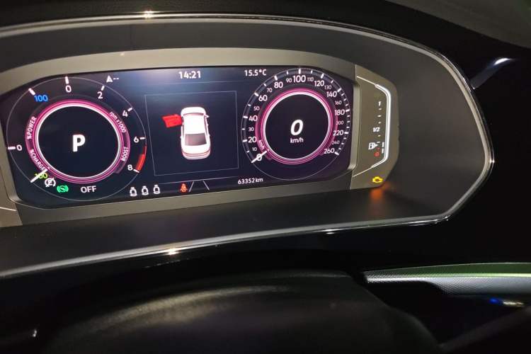 Used Volkswagen Passat New Energy 2022 430 PHEV Hybrid Luxury Edition Odometer Close Up