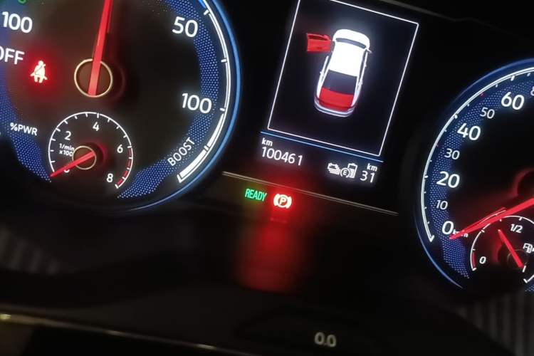 Used Volkswagen Passat New Energy 2022 430 PHEV Hybrid Business Edition Odometer Close Up