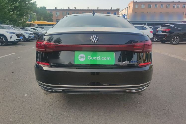 Used Volkswagen Passat New Energy 2022 430 PHEV Hybrid Luxury Edition Rear