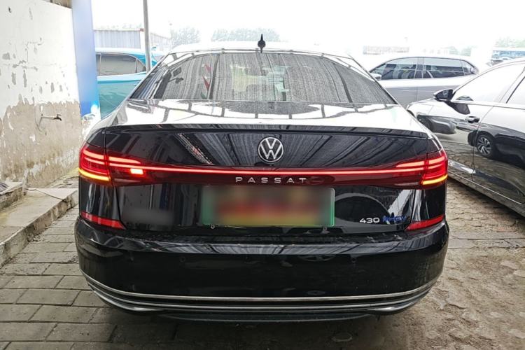 Used Volkswagen Passat New Energy 2022 430 PHEV Hybrid Luxury Edition Rear