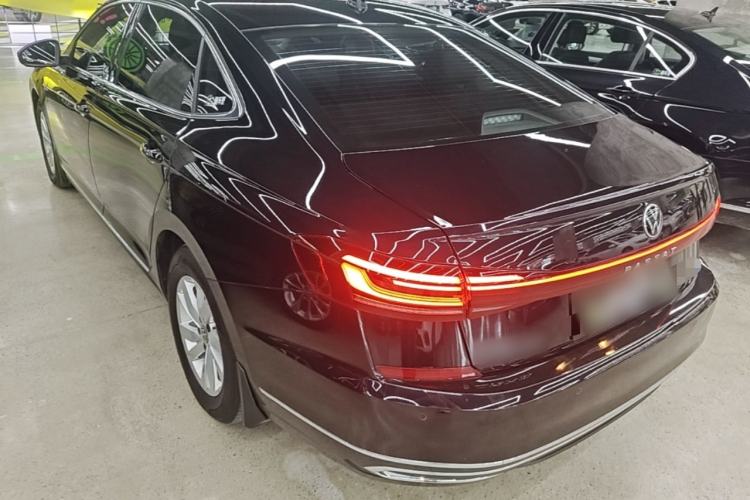 Used Volkswagen Passat New Energy 2022 430 PHEV Hybrid Business Edition Rear Left 45 Deg