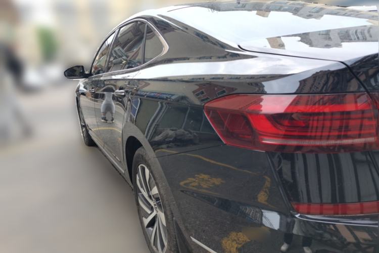 Used Volkswagen Passat New Energy 2022 430 PHEV Hybrid Luxury Edition Rear Left 45 Deg