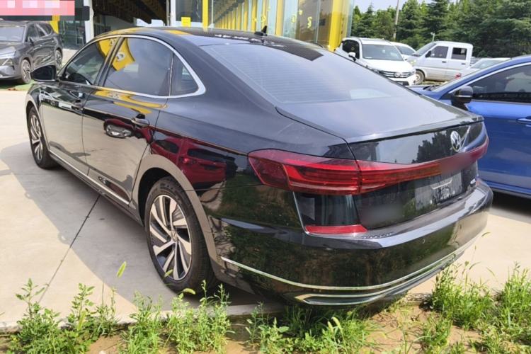 Used Volkswagen Passat New Energy 2022 430 PHEV Hybrid Elite Edition Rear Left 45 Deg