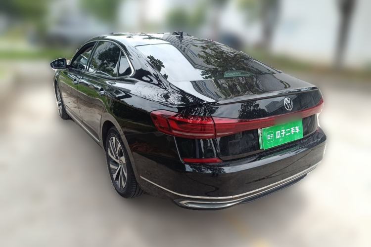 Used Volkswagen Passat New Energy 2022 430 PHEV Hybrid Luxury Edition Rear Left 45 Deg