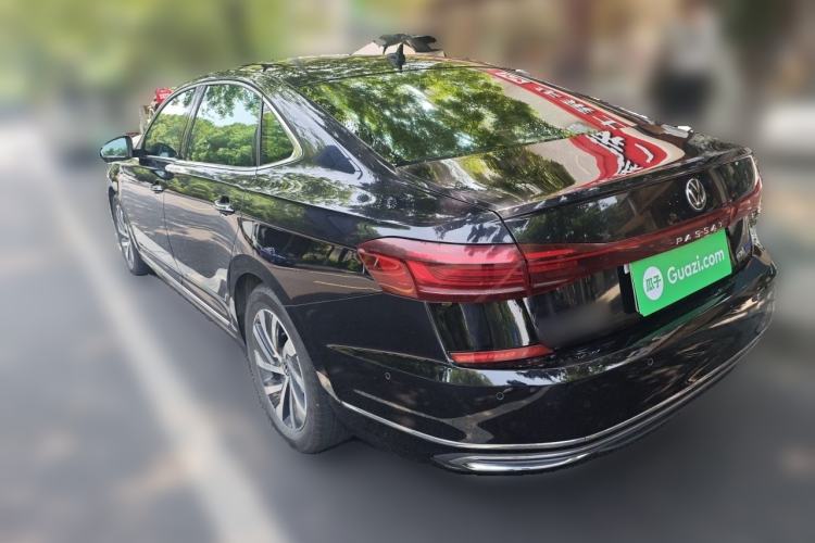Used Volkswagen Passat New Energy 2022 430 PHEV Hybrid Luxury Edition Rear Left 45 Deg