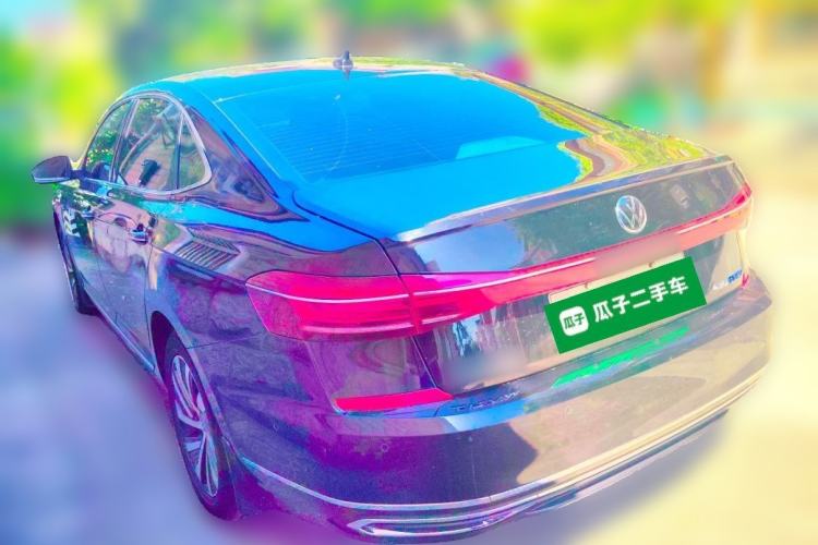 Used Volkswagen Passat New Energy 2022 430 PHEV Hybrid Luxury Edition Rear Left 45 Deg