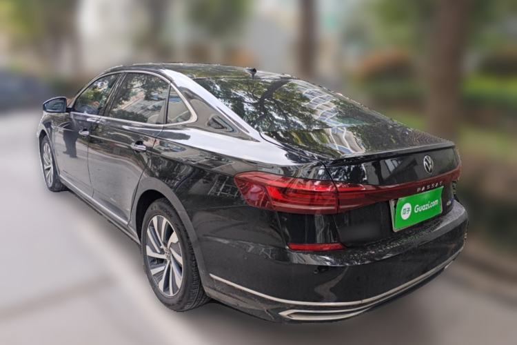 Used Volkswagen Passat New Energy 2022 430 PHEV Hybrid Luxury Edition Rear Left 45 Deg