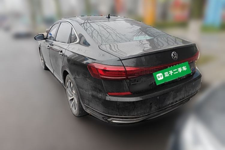 Used Volkswagen Passat New Energy 2022 430 PHEV Hybrid Luxury Edition Rear Left 45 Deg