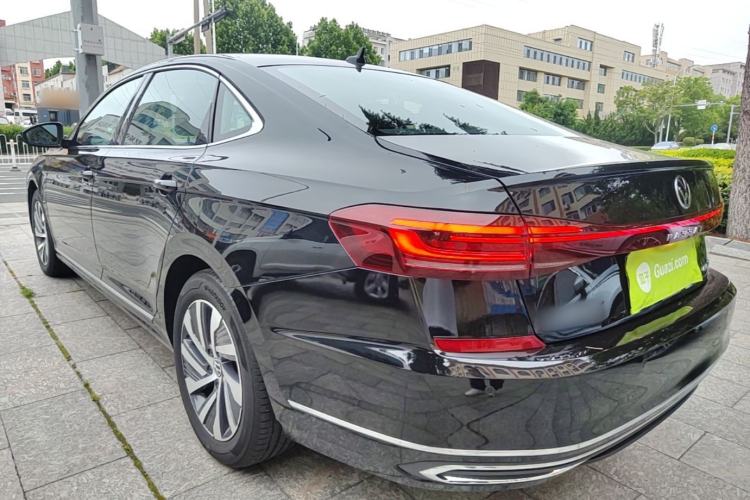 Used Volkswagen Passat New Energy 2022 430 PHEV Hybrid Elite Edition Rear Left 45 Deg
